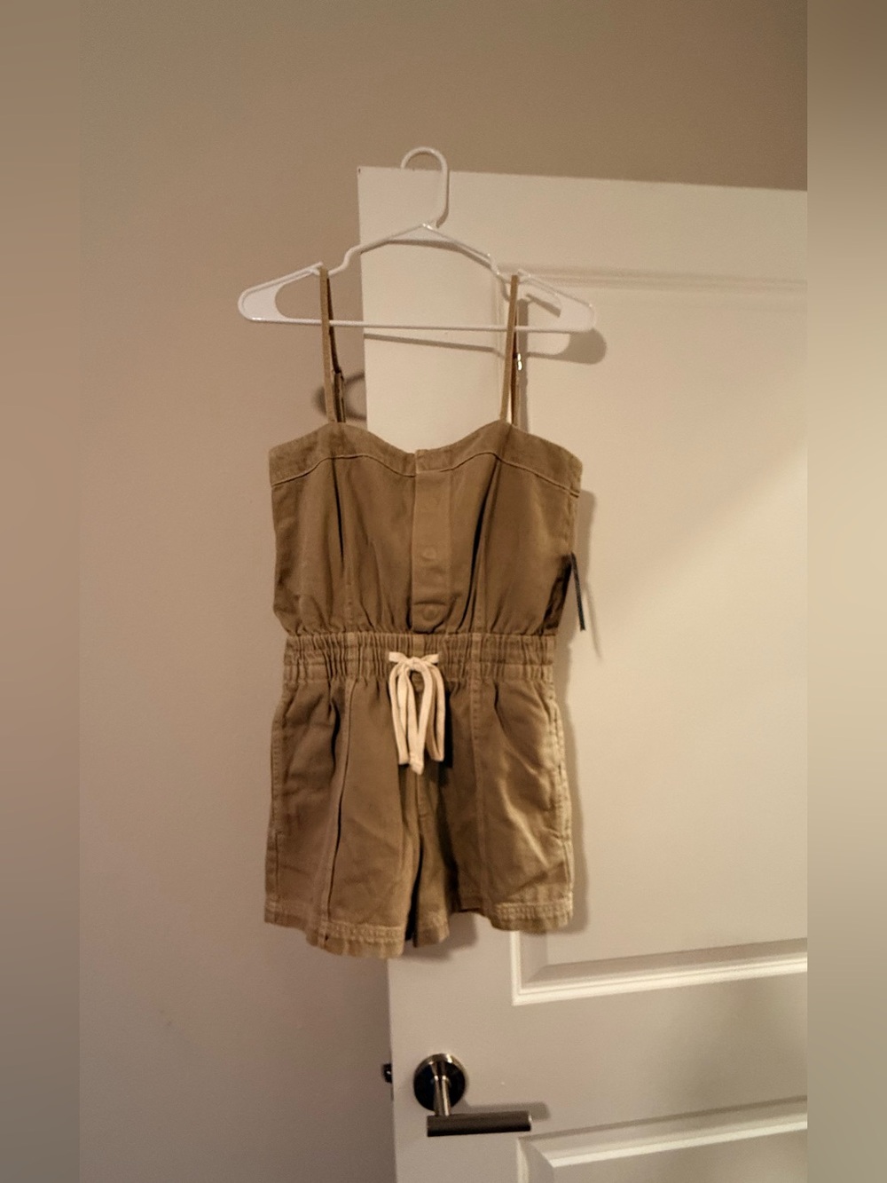 Universal Thread Olive Utility Romper with Drawstring - Picture 2 of 7